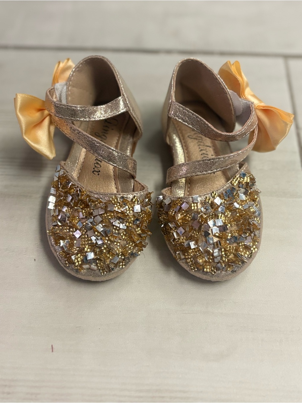 Girls' Dressy Glitter Bow Shoes - Champagne Gold